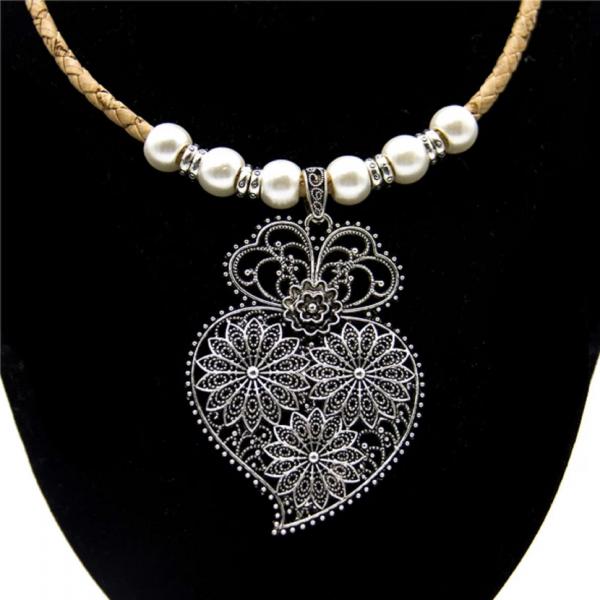Heart of Viana Necklace picture