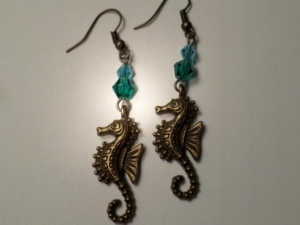 Seahorse and sea green crystals picture