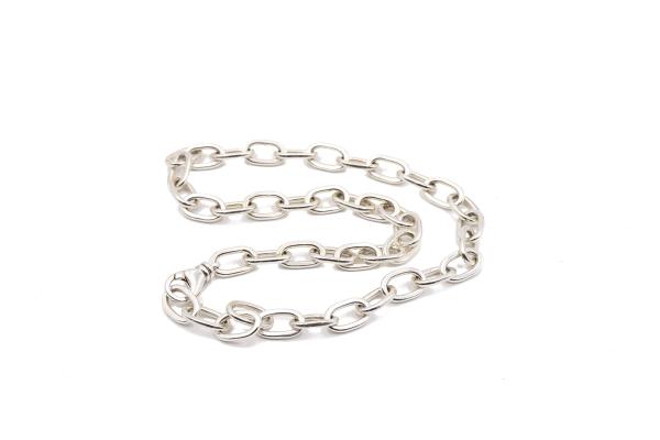 Sterling Oval chain picture