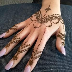 Henna Artist - EXCLUSIVITY