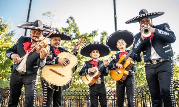 Sueños Market: World Music Celebration/Celebración del Día Mundial de la Música