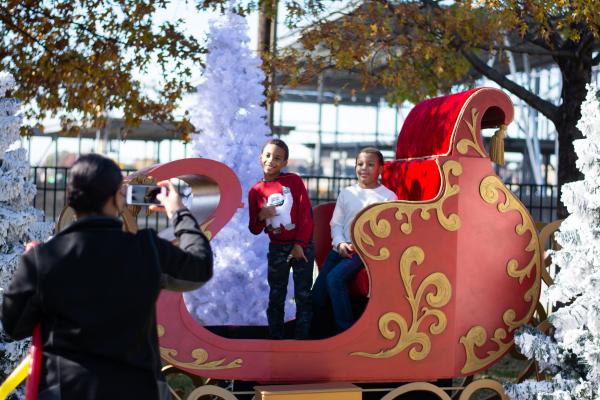 Addison Holiday in the Park