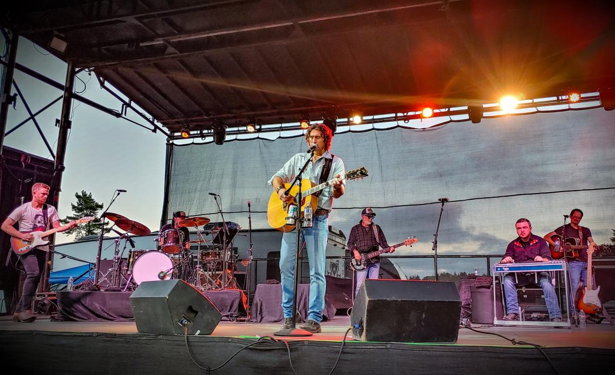 Clatsop County Fair Outdoor Concert Joe Nichols (2023)