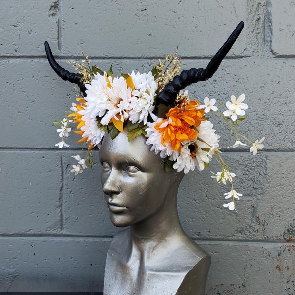 Small antelope horn and light floral daisy headdress picture