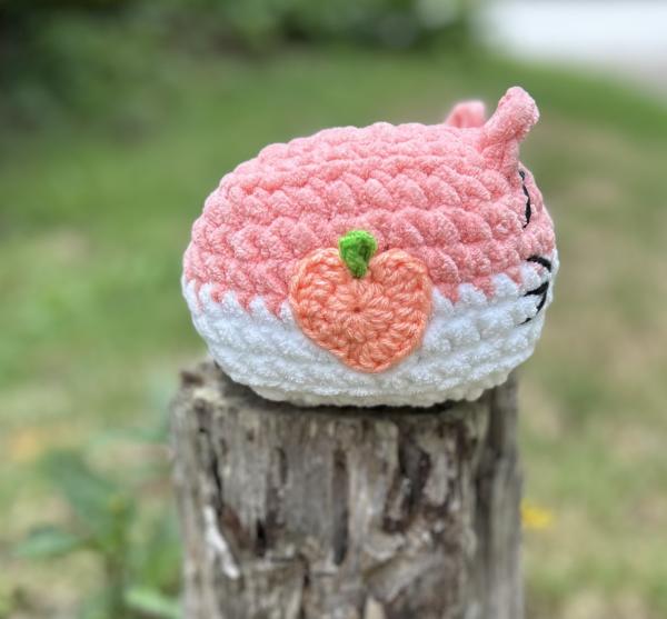 Crochet Amigurumi Peach Fruity Cat Plush picture