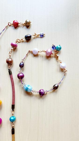 Painting With Pearls Bracelet picture