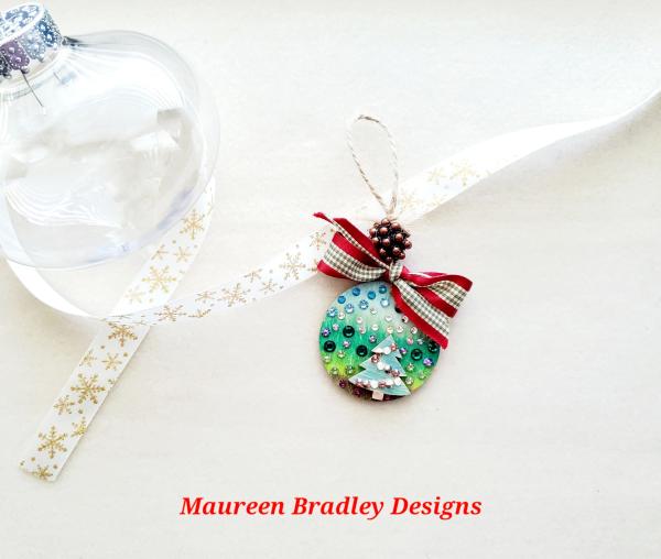 Round Tree with Swarovski Ornament picture