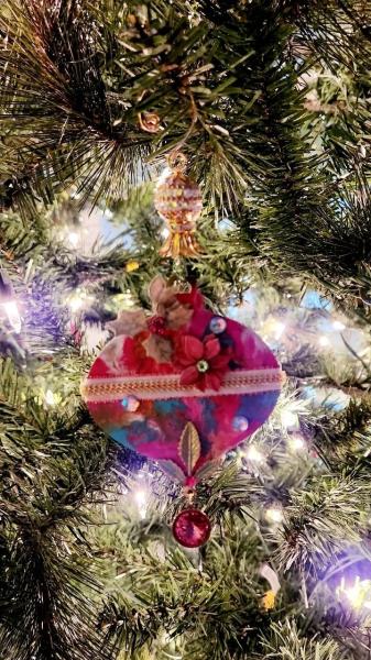 Poinsettia Swirl Christmas Ornament