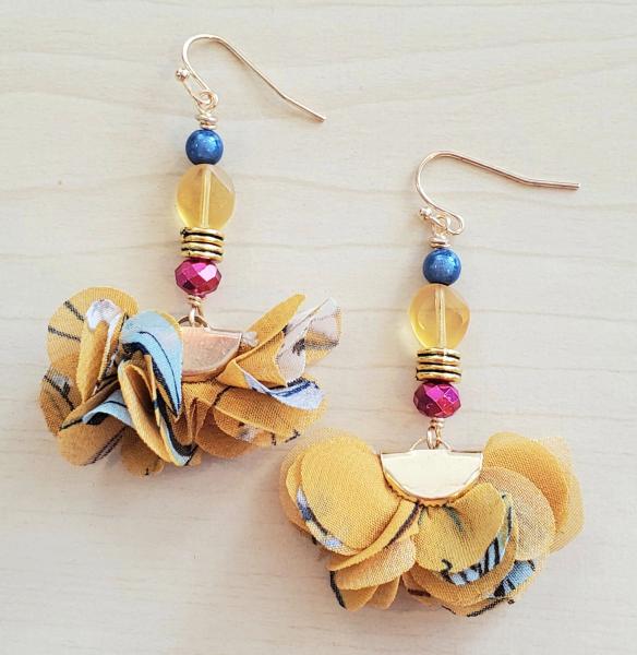 Hello Sunshine Earrings