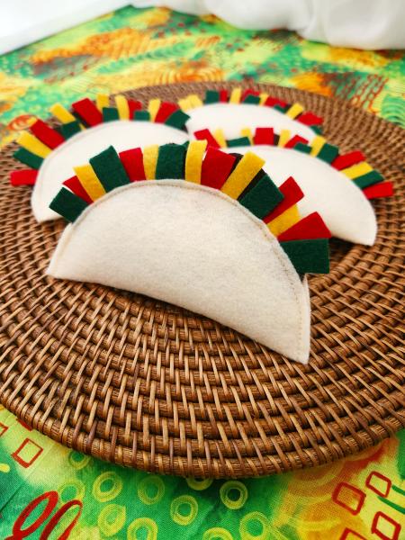 Felt crinkle taco cat toy | Eco-Fi felt toys for cats | natural catnip essence | handmade in USA | fun playtime gift for cats & their humans picture