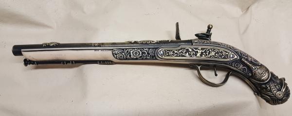 17th Century Aged German Flintlock Pistol picture