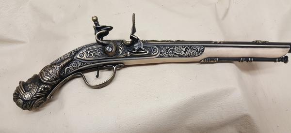 17th Century Aged German Flintlock Pistol picture