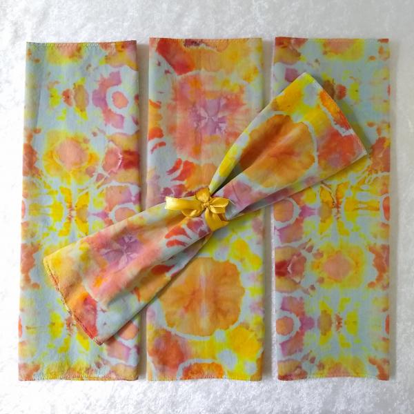 16in Cloth Napkins ~ Citrus Blooms, Set of 4 picture