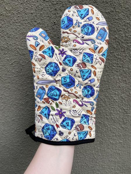 D&D-inspired oven mitt picture