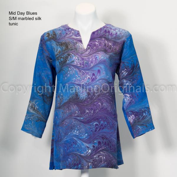 3/4 sleeve Tunics - S/M (sizes 10-14) picture