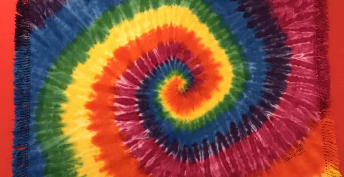 Amazing Rainbow Spiral Handwoven Area Rug - Eventeny