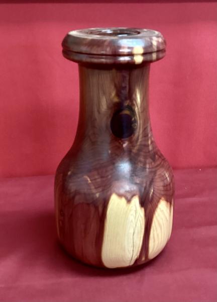 Cedar Vase picture