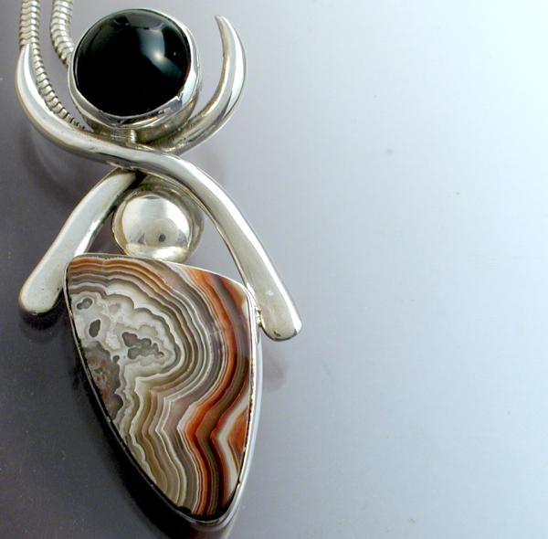 Lace Agate Pendant