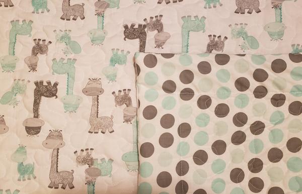 Dinosaur Baby/Toddler Blanket/Quilt - Approx 33" x 41"