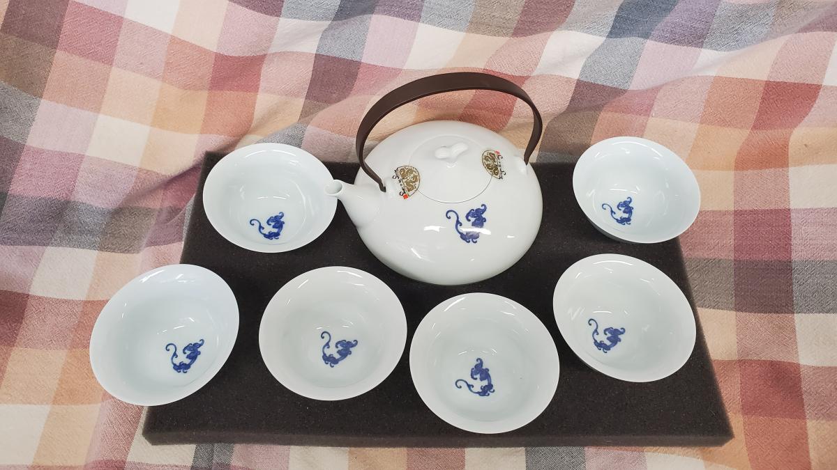 Eilong Tea Set - Eventeny