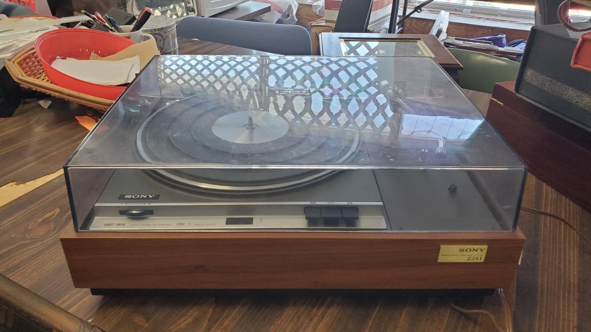 Sony Turntable - Eventeny