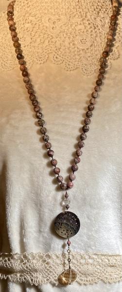 Long hand knotted necklace with leopard skin jasper picture