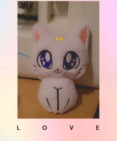 Sailor Moon Cat Plushies picture