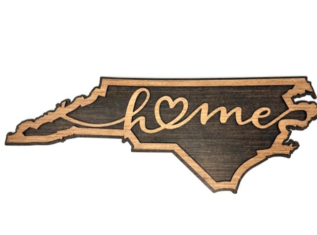 North Carolina Wooden Wall Hanging - Eventeny