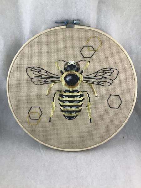 Bee Cross Stitch picture