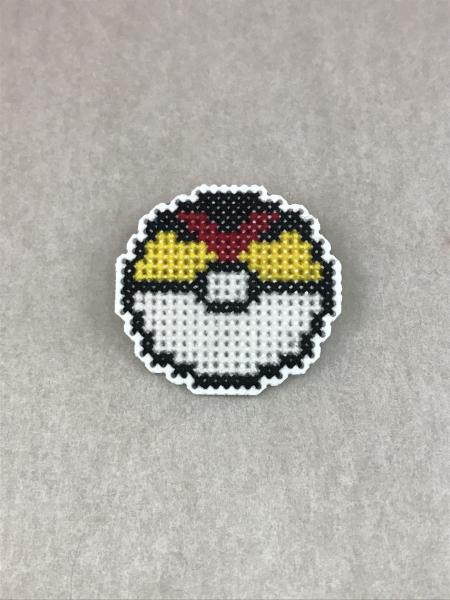 Level Ball Cross Stitch Pin picture