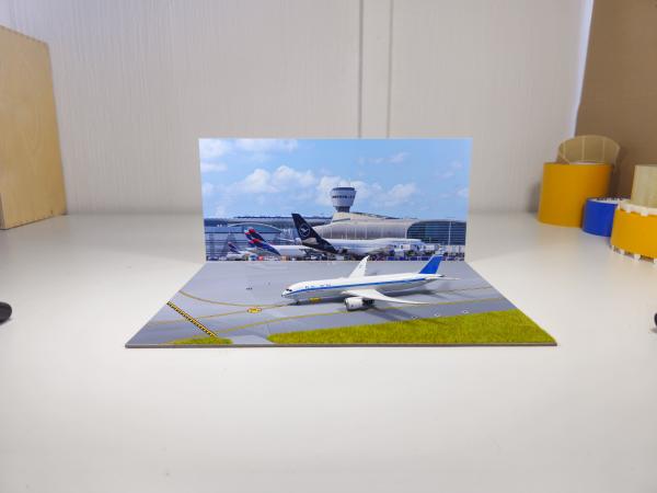 Display Apron MIA AIRPORT Display Series - Only Diorama !!!!! picture