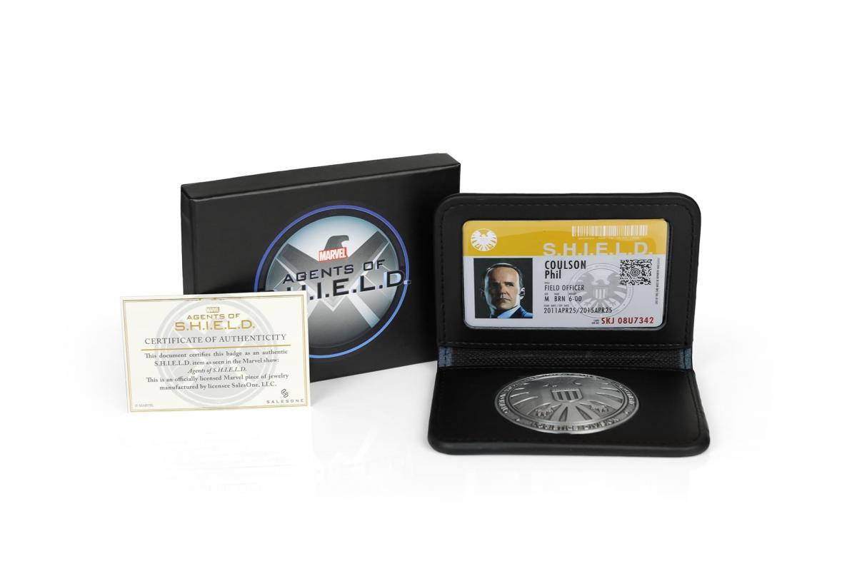 THE AVENGERS AGENTS OF S.H.I.E.L.D. SHIELD ID Skye Badge Wallet