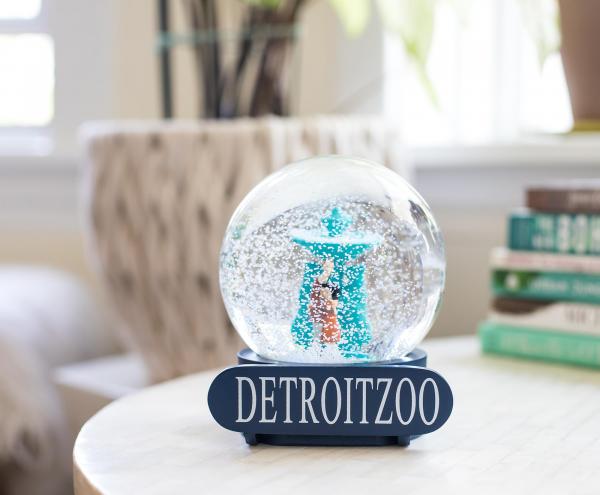 Coraline Detroit Zoo 6 Inch Collectible Snow Globe picture