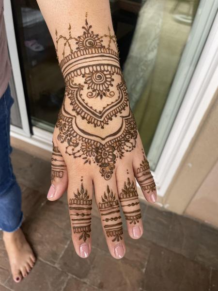 Lunna Henna