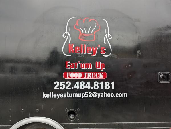 Kelley’s Eat’Um Up Food Truck