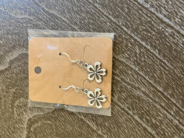 Flower Earrings picture