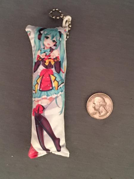 Hatsune Miku dakimakura mini body pillow picture