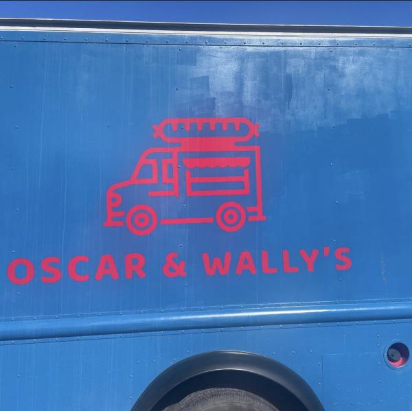 Oscar & Wally’s