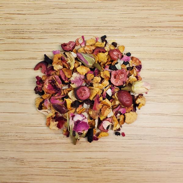 Sakura Strawberry Rose - fruit blend tea picture