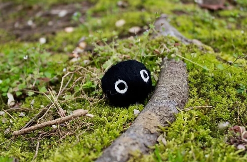 Felted Soot Sprite picture